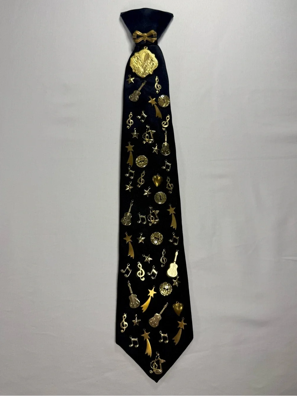 Vintage Giorgio Beverly Hills Upcycled Musical Charm Junk Tie Working Locket